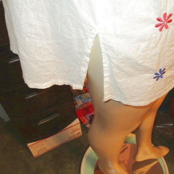 Radhe Embroidered Tunic Top Size XL Blouse Peasant Artsy Boho Hippie Cottage EUC - Picture 6 of 10